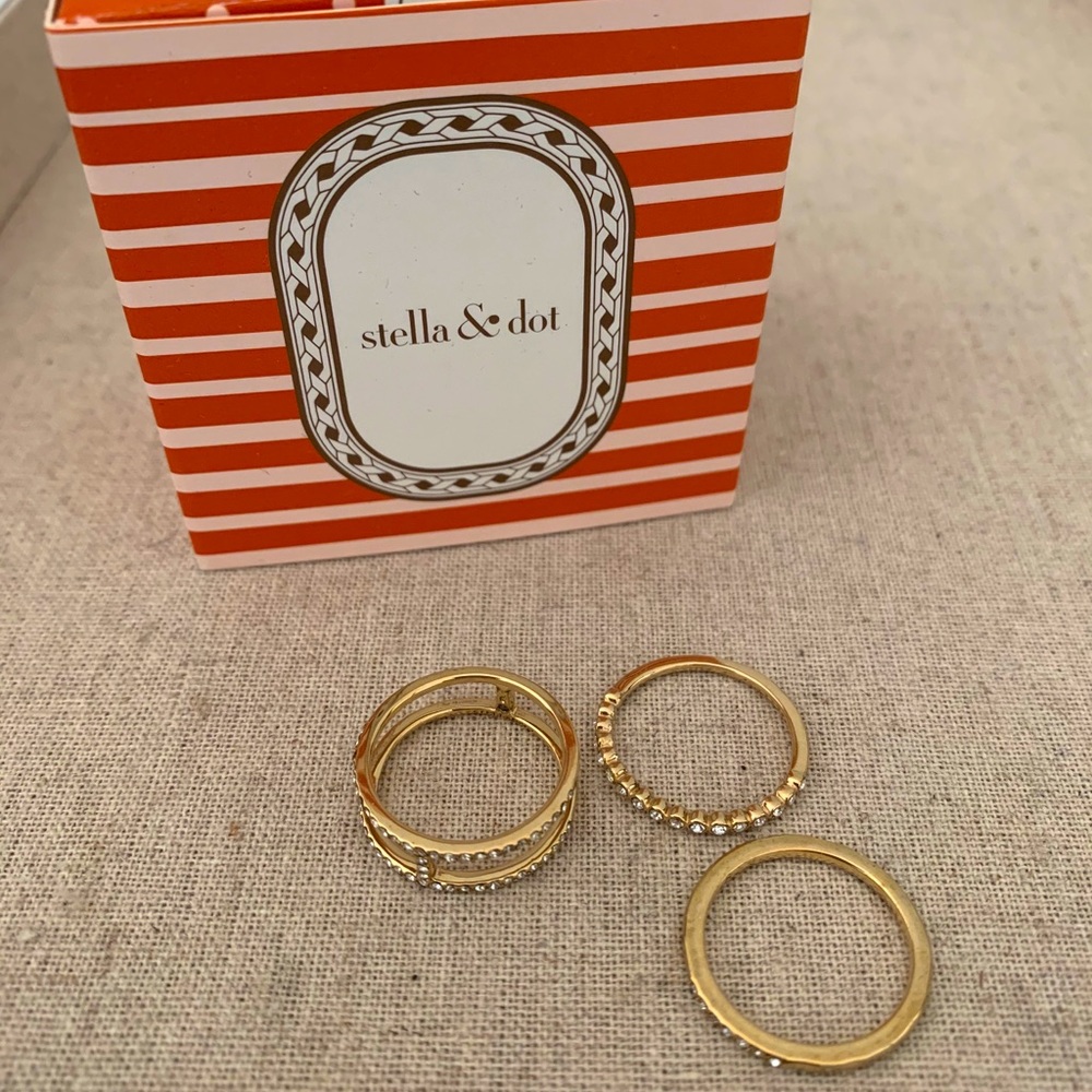 Stella & Dot/ Gold Stacking Ring